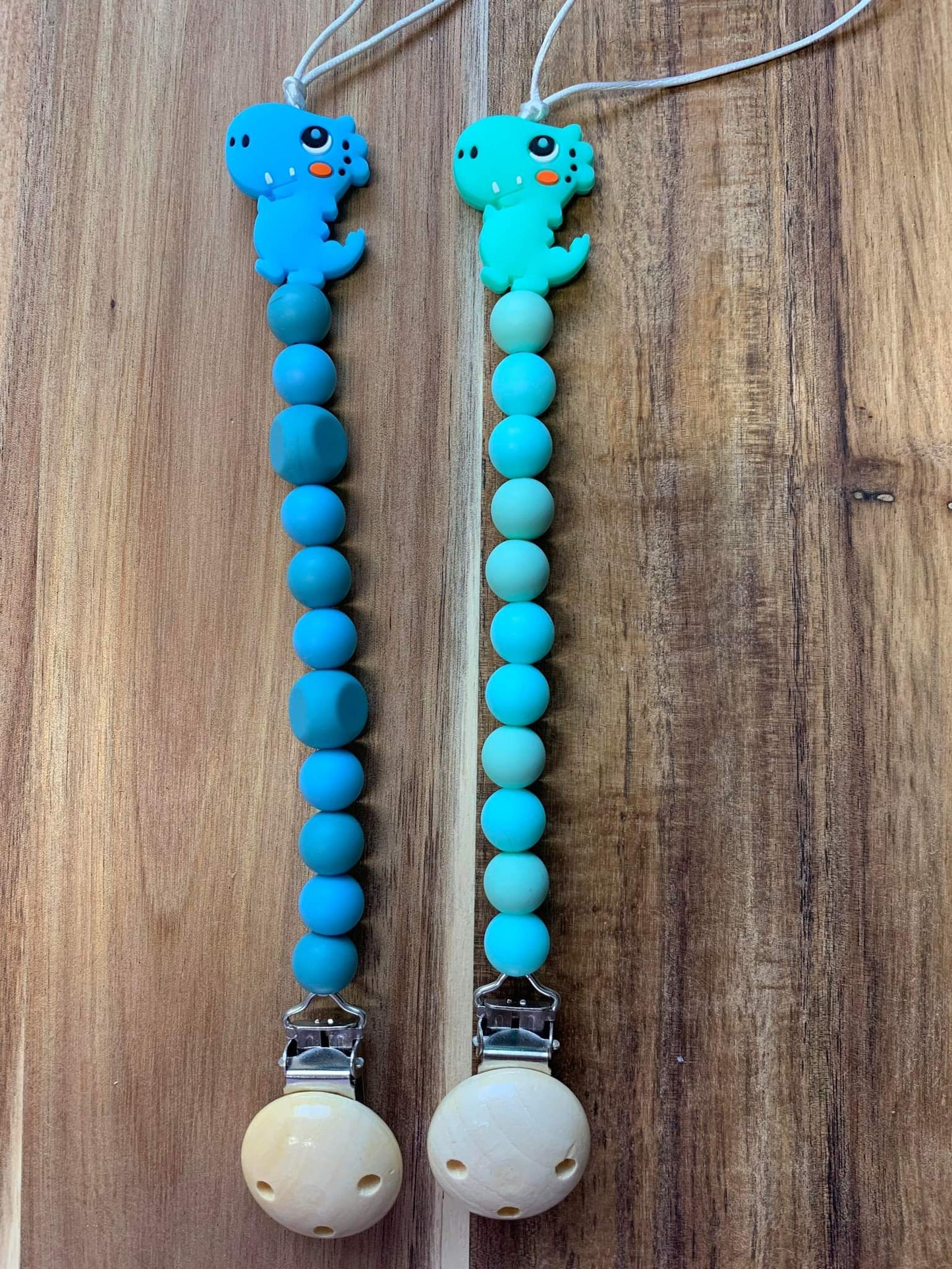 Dinosaur Dummy clips